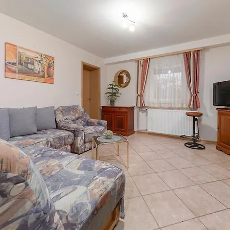 Apartma Franko *