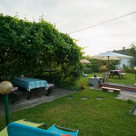 Apartma Franko *